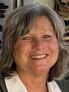 Headshot of Colleen Bloudell